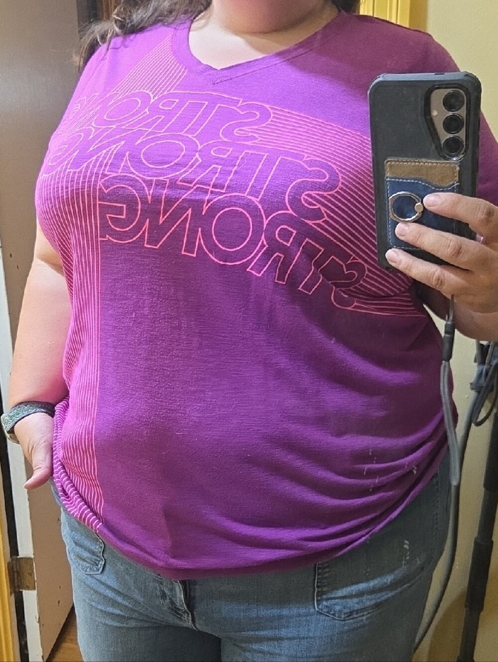Xersion Women's V-Neck Graphic Tee in Magenta and Pink